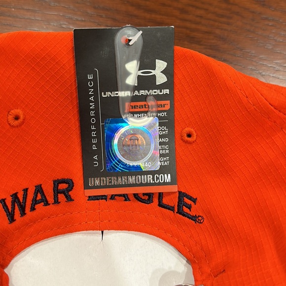 Hat - Picture 3 of 4